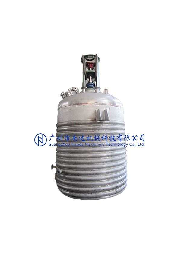 外盤管不銹鋼反應(yīng)釜 外盤管不銹鋼反應(yīng)釜